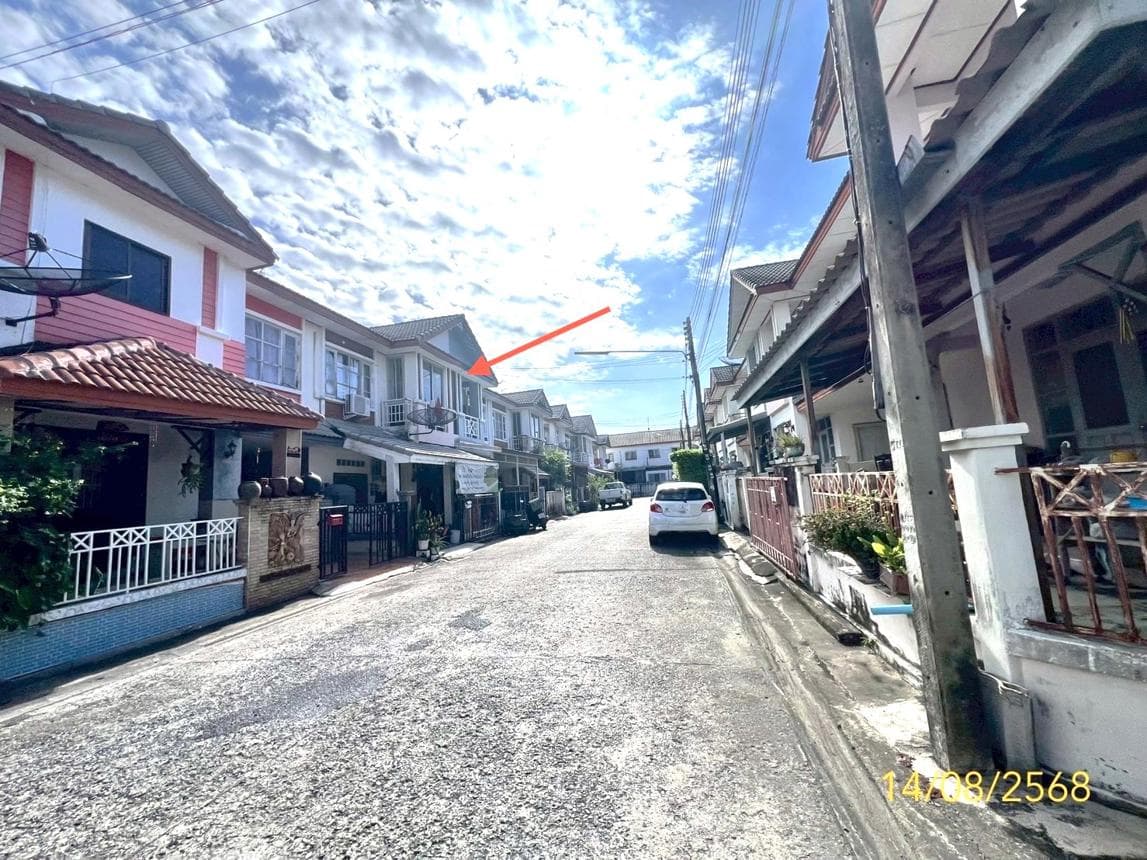 ขายทาวน์เฮ้าส์ บ้านฟ้ารังสิต (Baan Fah Rangsit) คลอง 4 ธัญบุรี 3 ห้องนอน ทำเลดี ใกล้ทางด่วนและห้างสรรพสินค้า