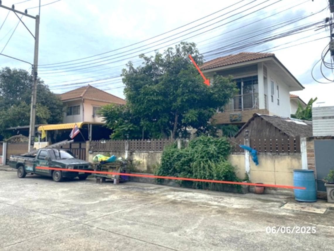 บ้านเดี่ยว ไร่ขิง สามพราน นครปฐม 4 ห้องนอน พื้นที่กว้าง 81.6 ตร.ว. ทำเลดี ใกล้กรุงเทพฯ