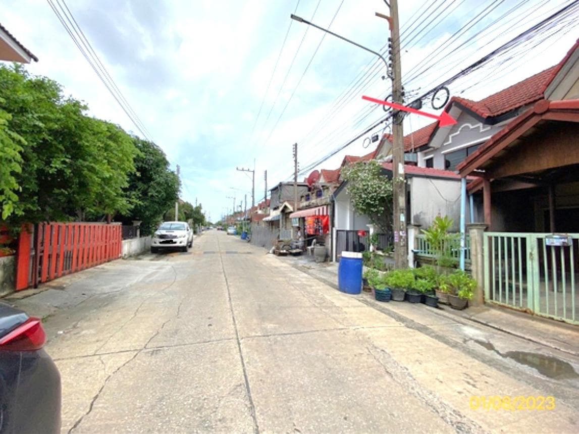 ขายทาวน์โฮม ธนาลักษณ์ 2 (Thanalak 2) คลองสอง คลองหลวง ปทุมธานี พื้นที่ 16.8 ตร.ว. 2 ห้องนอน คุ้มค่า