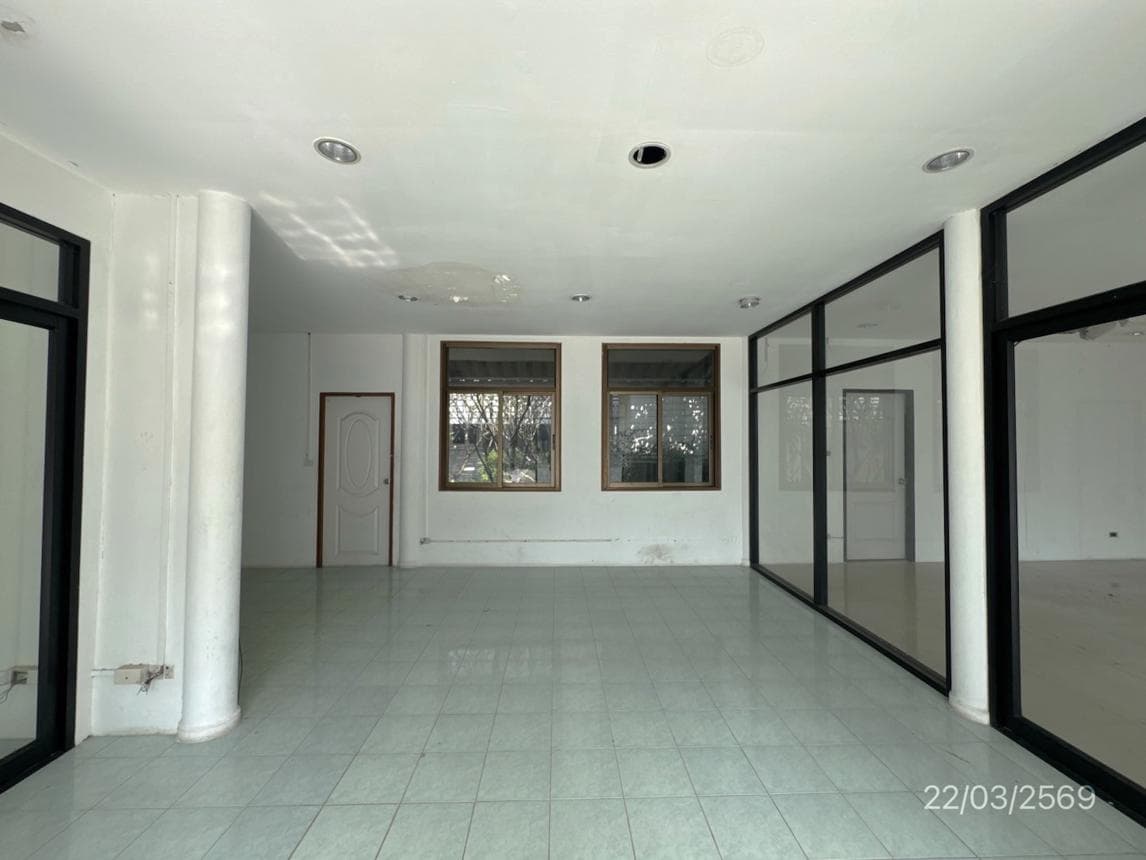 บ้านเดี่ยว 1 ห้องนอน พื้นที่ 236.75 ตร.ม. ทำเลศักยภาพ ลาดสวาย ลำลูกกา ปทุมธานี