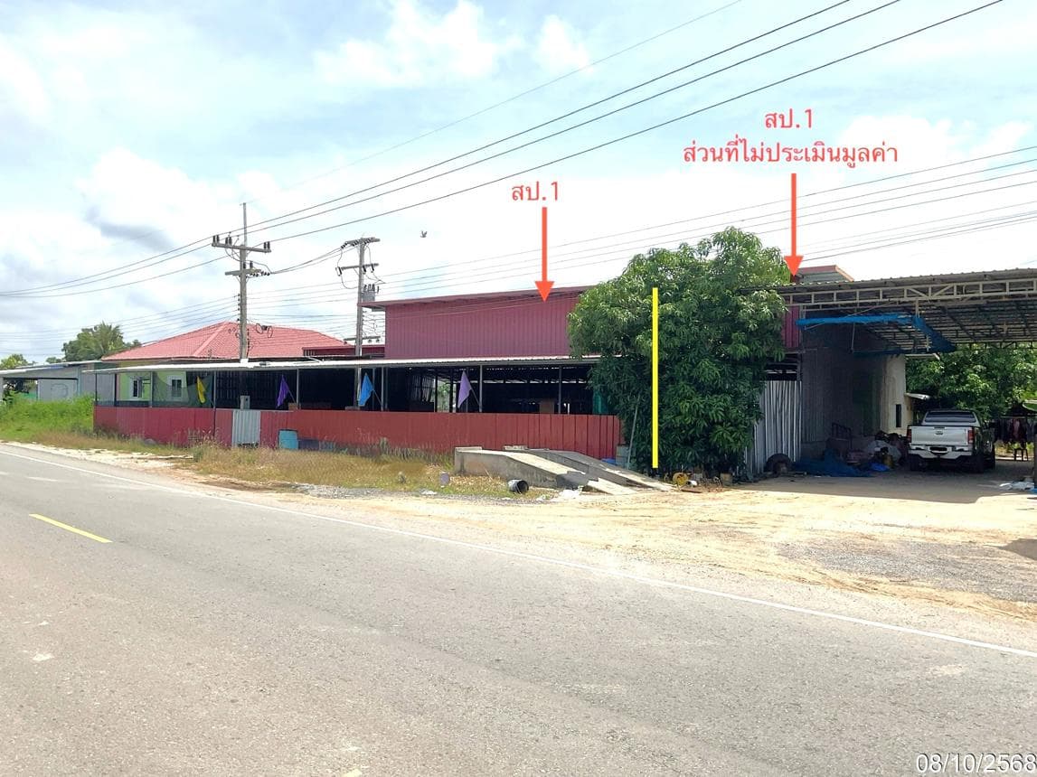อาคารโรงงาน หนองขุ่น วัดสิงห์ ชัยนาท พื้นที่ใช้สอย 400 ตร.ม. บนที่ดิน 61 ตร.ว. ทำเลดีเข้าออกสะดวก เหมาะสำหรับโรงงานขนาดเล็กหรือโกดังเก็บสินค้า ราคาเพียง 1.77 ล้าน