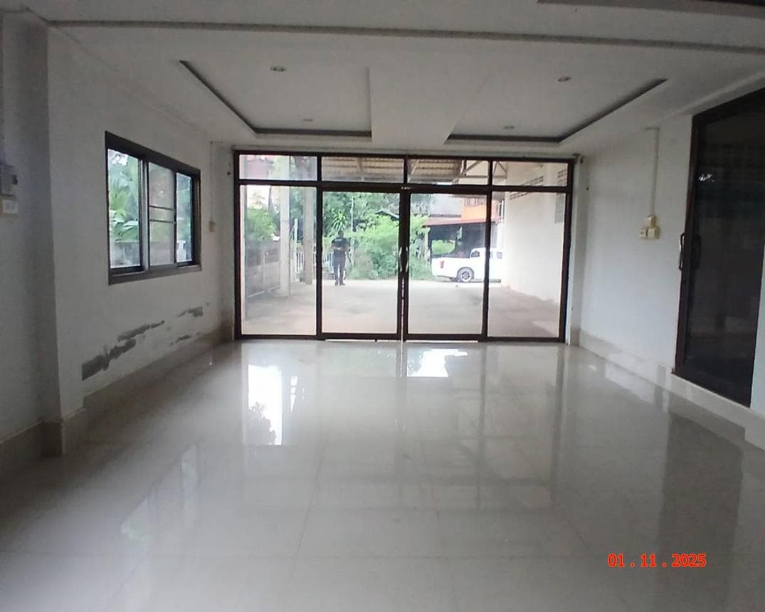 บ้านเดี่ยวทำเลศักยภาพ ขมิ้น เมืองสกลนคร พื้นที่ใช้สอยกว้างขวาง ตอบโจทย์ทุกการอยู่อาศัย
