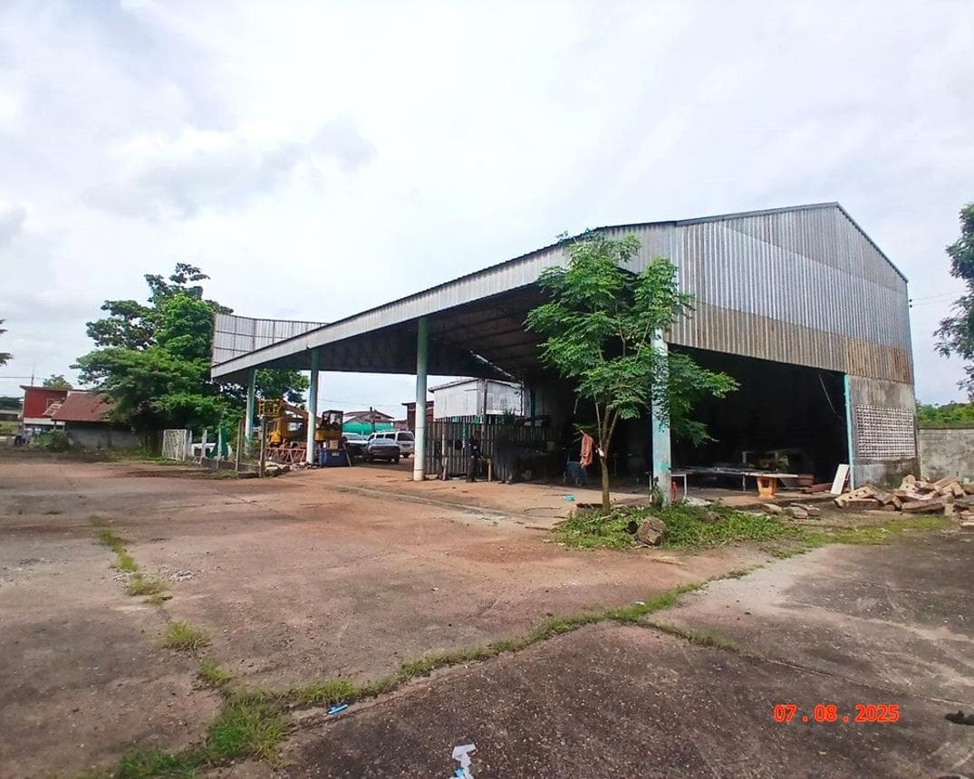 โกดัง กุสุมาลย์ กุสุมาลย์ สกลนคร พื้นที่ 41 ตร.ว. พื้นที่ใช้สอย 936 ตร.ม.