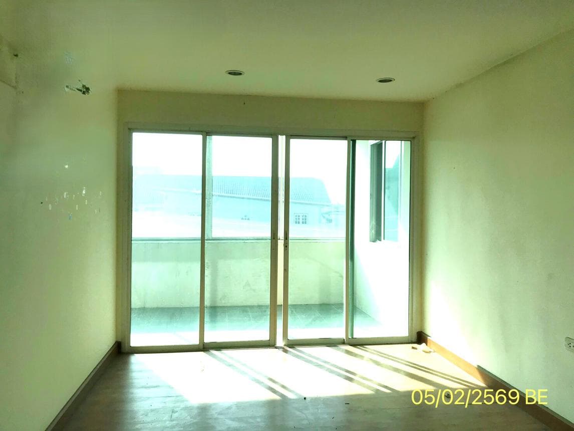 ขายบ้านเดี่ยวหลังใหญ่ 4 ห้องนอน 5 ห้องน้ำ พื้นที่ใช้สอย 702 ตร.ม. ทำเลบางศรีเมือง เมืองนนทบุรี พื้นที่กว้างขวาง สังคมคุณภาพ