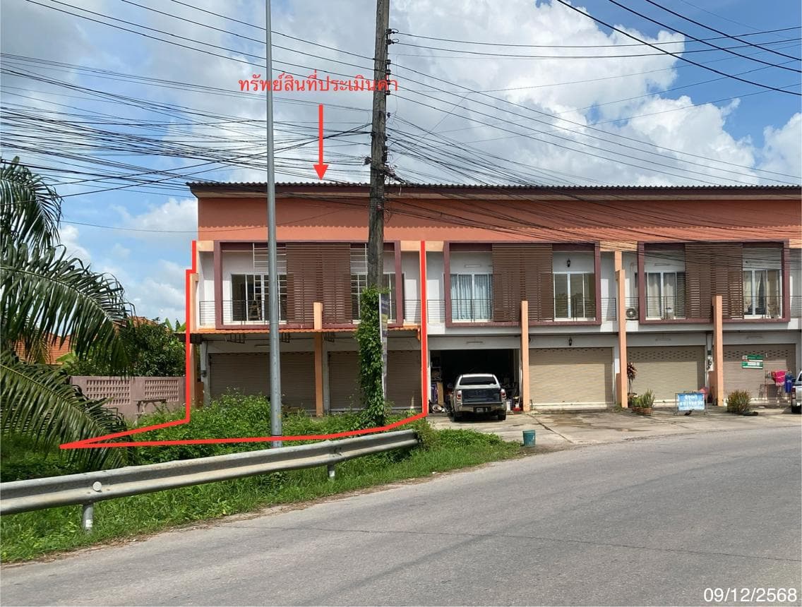 ขายอาคารพาณิชย์ เขาเจียก เมืองพัทลุง 4 ห้องนอน 4 ห้องน้ำ พื้นที่กว้าง 264 ตร.ม. ทำเลทอง เหมาะทำธุรกิจ