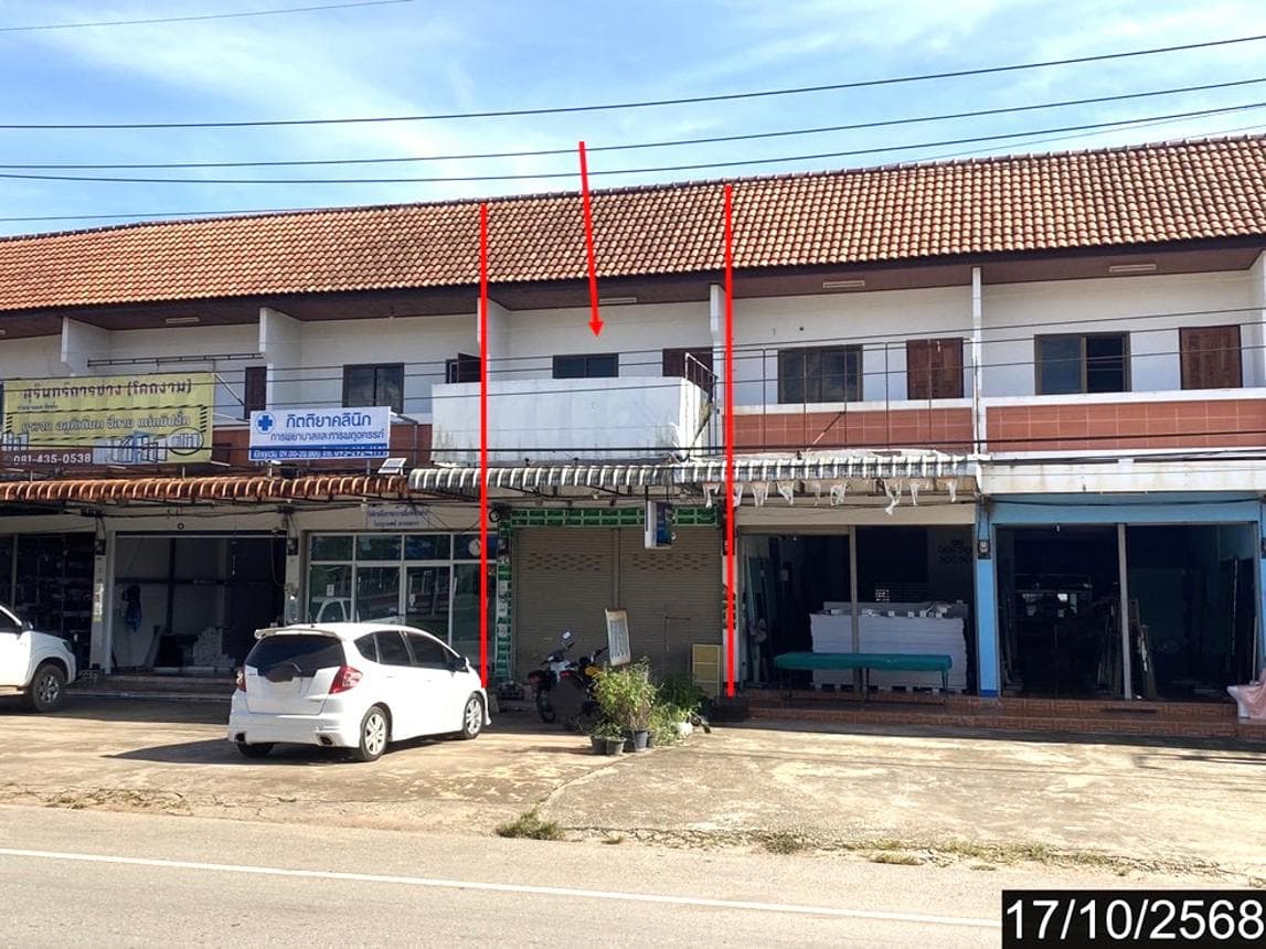 อาคารพาณิชย์ โคกงาม ด่านซ้าย เลย 2 ห้องนอน 1 ห้องน้ำ พื้นที่ 142.4 ตร.ม. บนที่ดิน 20 ตร.ว. ทำเลดีติดถนน เดินทางสะดวก เหมาะสำหรับค้าขายหรือประกอบธุรกิจ ราคาคุ้มค่าเพียง 2.9 ล้าน
