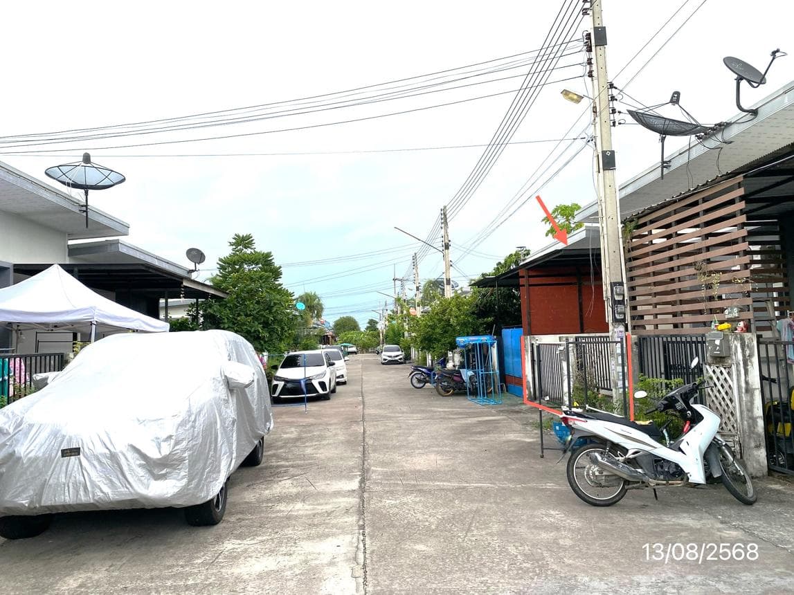 ทาวน์โฮม เดอะวิลล์ อมตะซิตี้-บ่อวิน (The Ville) ศรีราชา 2 ห้องนอน สเปซกว้าง 22.1 ตร.ว. ทำเลดีใกล้แหล่งงาน