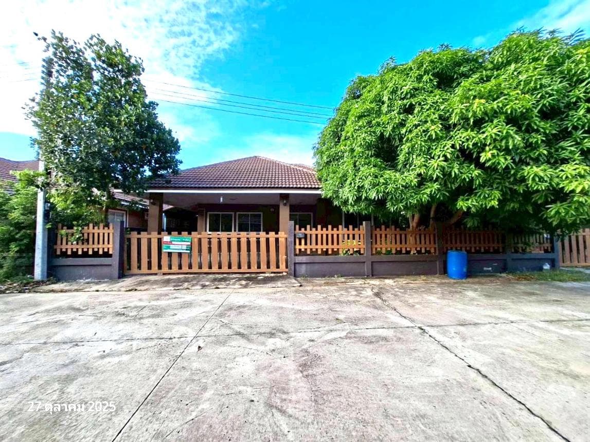 ขายบ้านเดี่ยว บ้านรัก หัวหิน - ปราณบุรี ปราณบุรี ประจวบคีรีขันธ์ ทำเลวังก์พง เนื้อที่ 64 ตร.ว. พื้นที่ใช้สอย 173.25 ตร.ม. 3 ห้องนอน 2 ห้องน้ำ สภาพดี พร้อมอยู่ - image 1