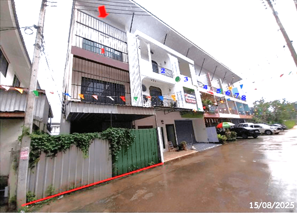 อาคารพาณิชย์ หนองหาร สันทราย เชียงใหม่ พื้นที่ใช้สอย 156 ตร.ม. ทำเลทองใกล้แหล่งชุมชนและสถานศึกษา
