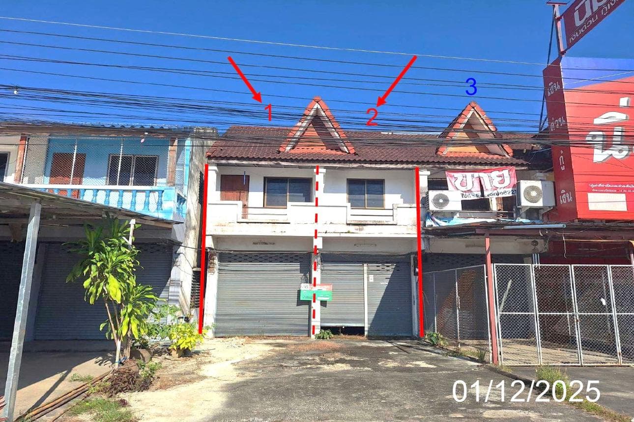 อาคารพาณิชย์ทำเลศักยภาพ พิชัย เมืองลำปาง พื้นที่ใช้สอย 174 ตร.ม. ฟังก์ชันครบ 4 ห้องนอน