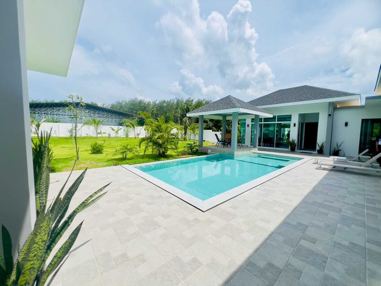 Rare Luxury Pool Villa for Sale – Resort-Style Living on 1 Rai in Exclusive Yamu, Phuket