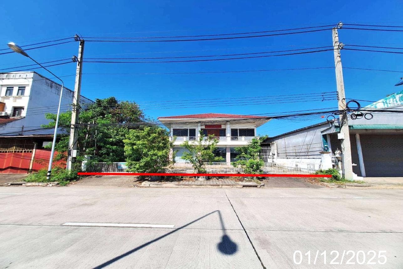 ขายบ้านเดี่ยว ชมพู เมืองลำปาง ลำปาง พื้นที่ใช้สอย 642 ตร.ม. 5 ห้องนอน 6 ห้องน้ำ