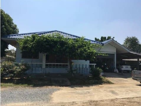 โกดัง เมืองนครปฐม