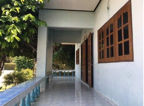 โกดัง เมืองนครปฐม