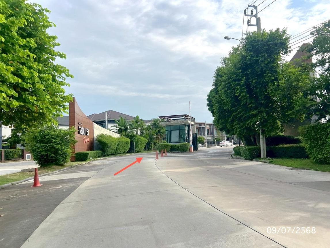 ทาวน์โฮม เนเชอร่า เทรนด์ รัตนาธิเบศร์-ราชพฤกษ์ (Natura Trend) 3 ห้องนอน 3 ห้องน้ำ ทำเลเด่นเชื่อมต่อราชพฤกษ์