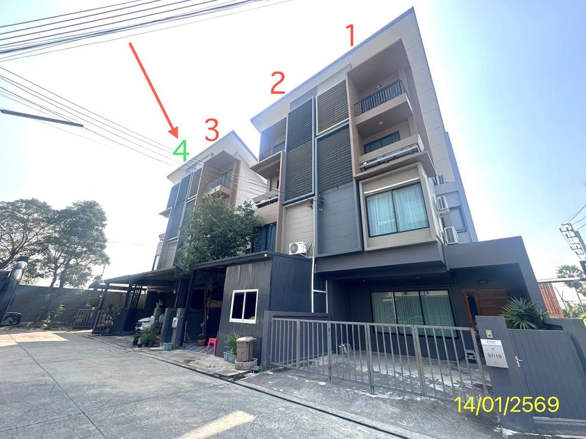 ทาวน์โฮมหลังใหญ่ เฮ้าส์ โคลเวอร์ (Haus Clover) ราชพฤกษ์-ชัยพฤกษ์ สเปซกว้างเหมือนบ้านเดี่ยว ทำเลพรีเมียม