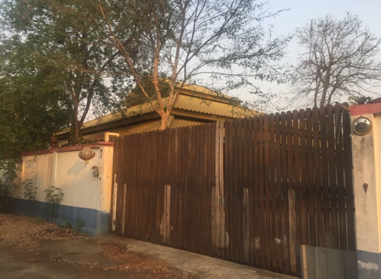 ที่ดินพร้อมสิ่งปลูกสร้าง เมืองอ่างทอง อ่างทอง