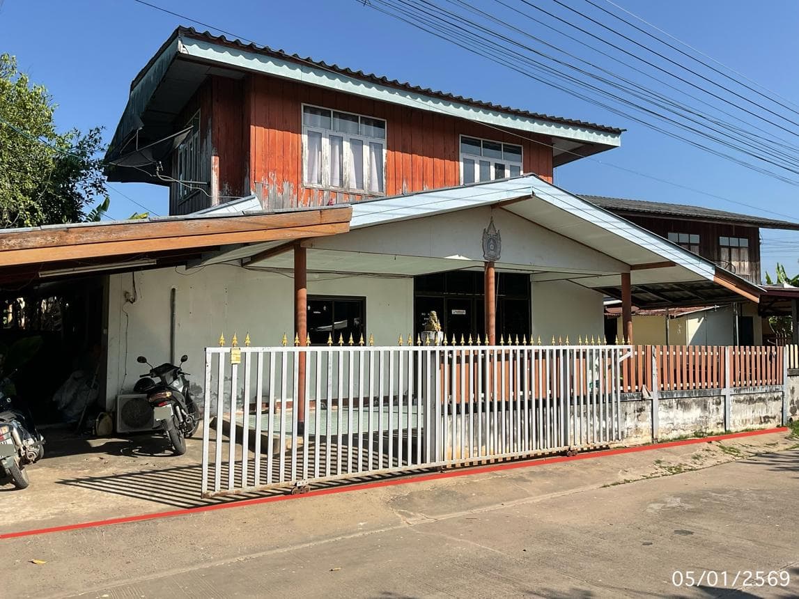 ขายบ้านเดี่ยว หนองครก เมืองศรีสะเกษ พื้นที่กว้างขวาง ทำเลดี เดินทางสะดวกสบาย