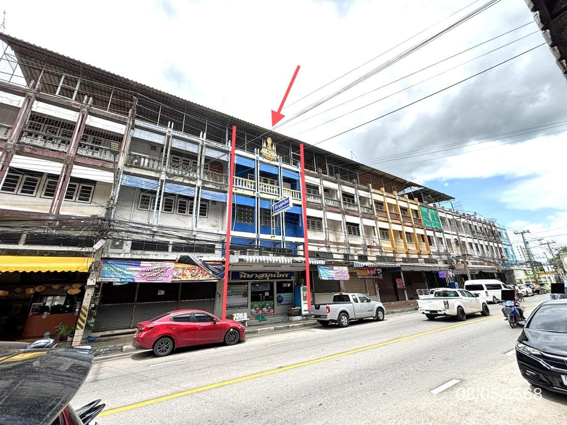อาคารพาณิชย์หลังใหญ่ พื้นที่ใช้สอย 498 ตร.ม. 3 ห้องนอน 3 ห้องน้ำ ทำเลทองใจกลางเมืองราชบุรี จ.ราชบุรี