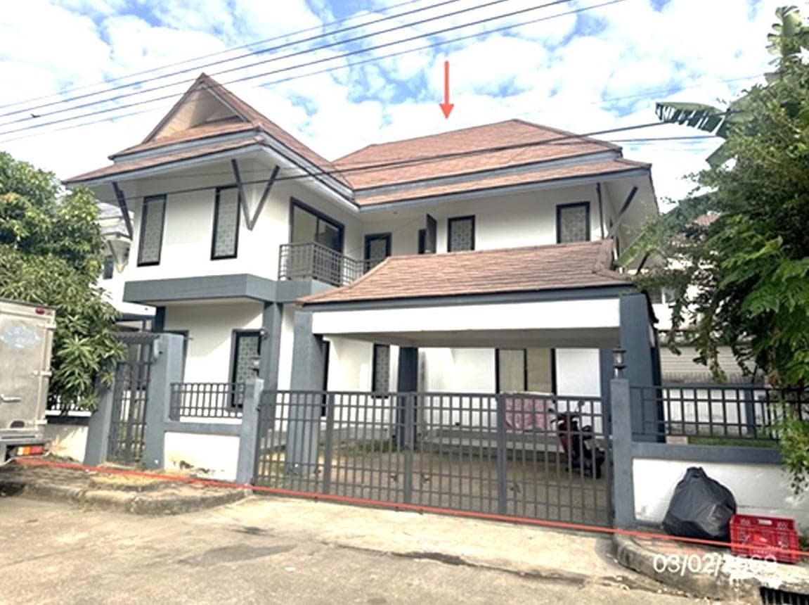 บ้านเดี่ยว 2 ชั้น หมู่บ้านรัตวรรณ (Baan Rattawan) ลำลูกกา-คลอง 4 พื้นที่กว้างขวาง สังคมคุณภาพ