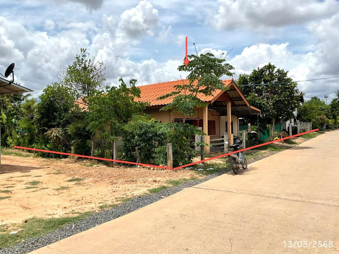 ขายบ้านเดี่ยว ปรางค์กู่ ศรีสะเกษ พื้นที่ใช้สอย 140 ตร.ม. ทำเลสงบ ราคาประหยัด