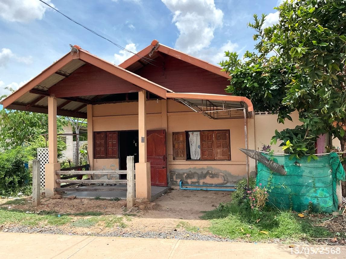 ขายบ้านเดี่ยว ปรางค์กู่ ศรีสะเกษ พื้นที่ใช้สอย 140 ตร.ม. ทำเลสงบ ราคาประหยัด