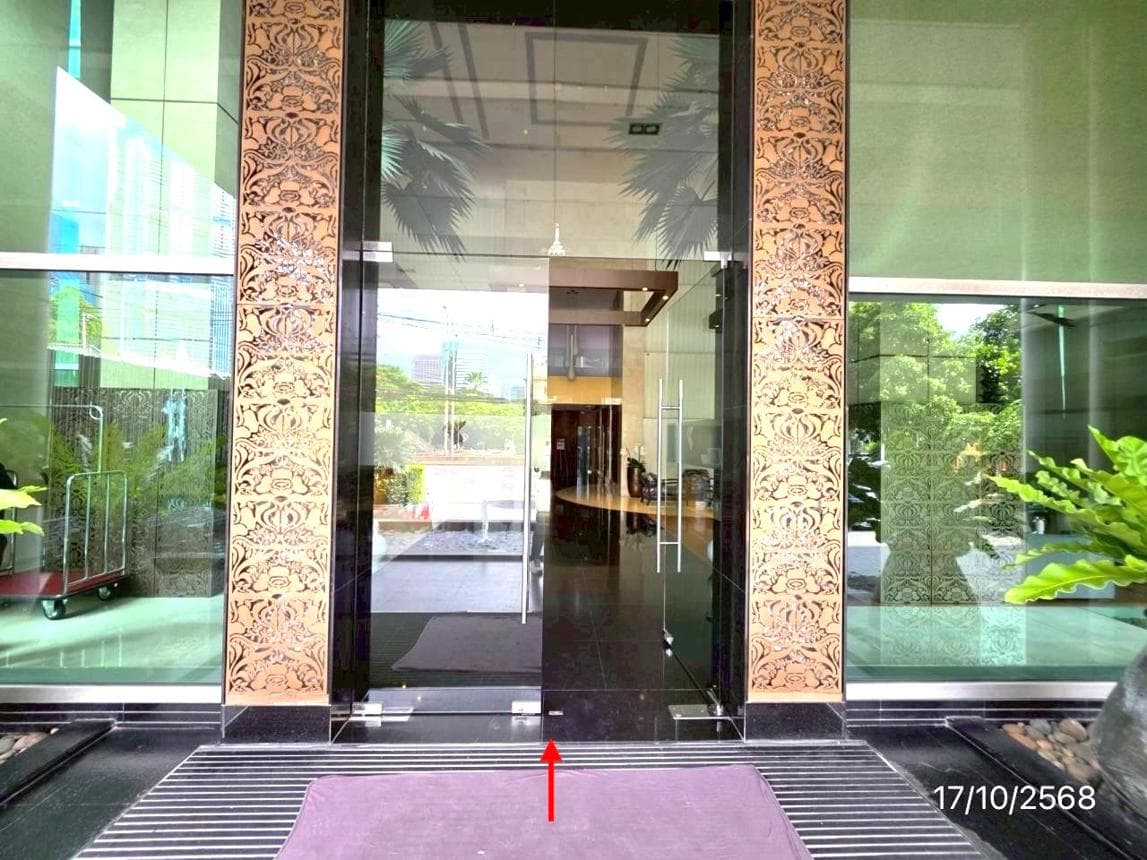 ขายคอนโดหรู เออร์บานา สาทร (Urbana Sathorn) 3 ห้องนอน ไซส์ใหญ่พิเศษ 173.99 ตร.ม. ทำเลทอง CBD สาทร ใกล้ BTS