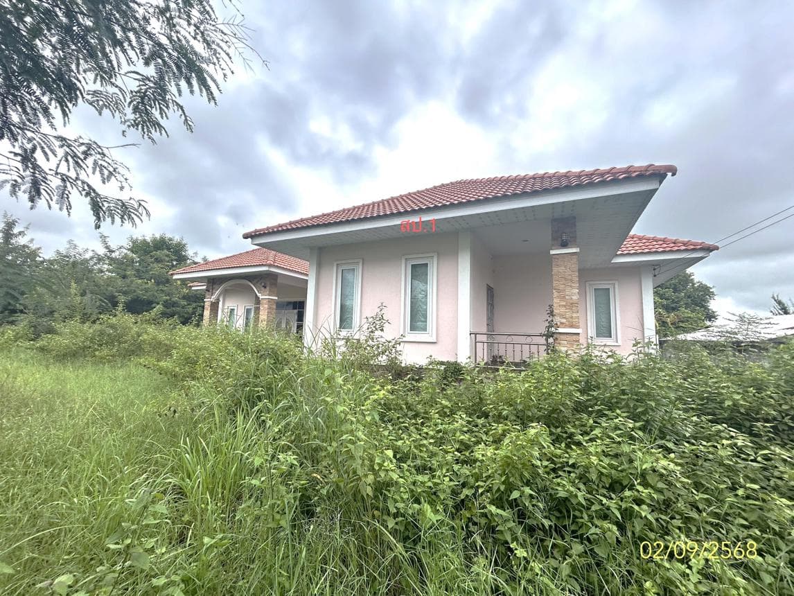 บ้านเดี่ยว หนองเมือง ม่วงสามสิบ อุบลราชธานี พื้นที่กว้างขวาง 211.75 ตร.ม. 3 ห้องนอน