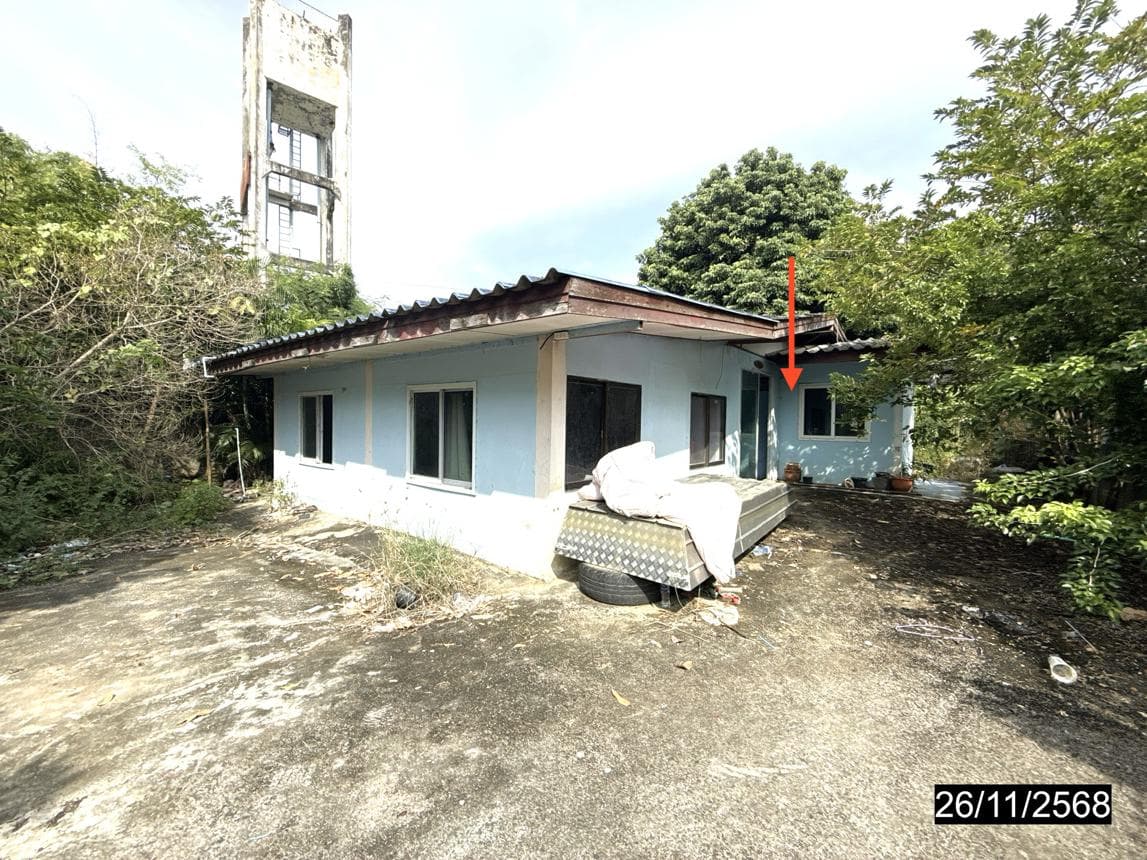 บ้านเดี่ยว บ้านมะเกลือ เมืองนครสวรรค์ พื้นที่กว้าง 70 ตร.ว. 2 ห้องนอน บรรยากาศสงบ ราคาไม่ถึงล้าน