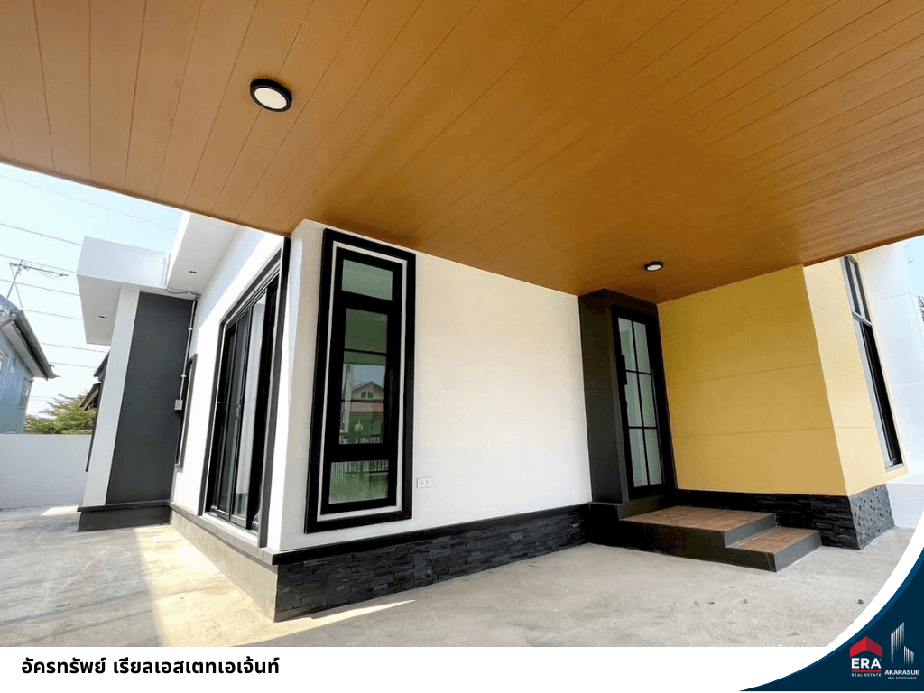 บ้านเดี่ยวสร้างใหม่ Smart Homeทั้งหลัง 70ตร.ว ใกล้แยกไทยแอโรว์ 3 ห้องนอน 2 ห้องน้ำ ราคาเพียง2.3 ลบ.