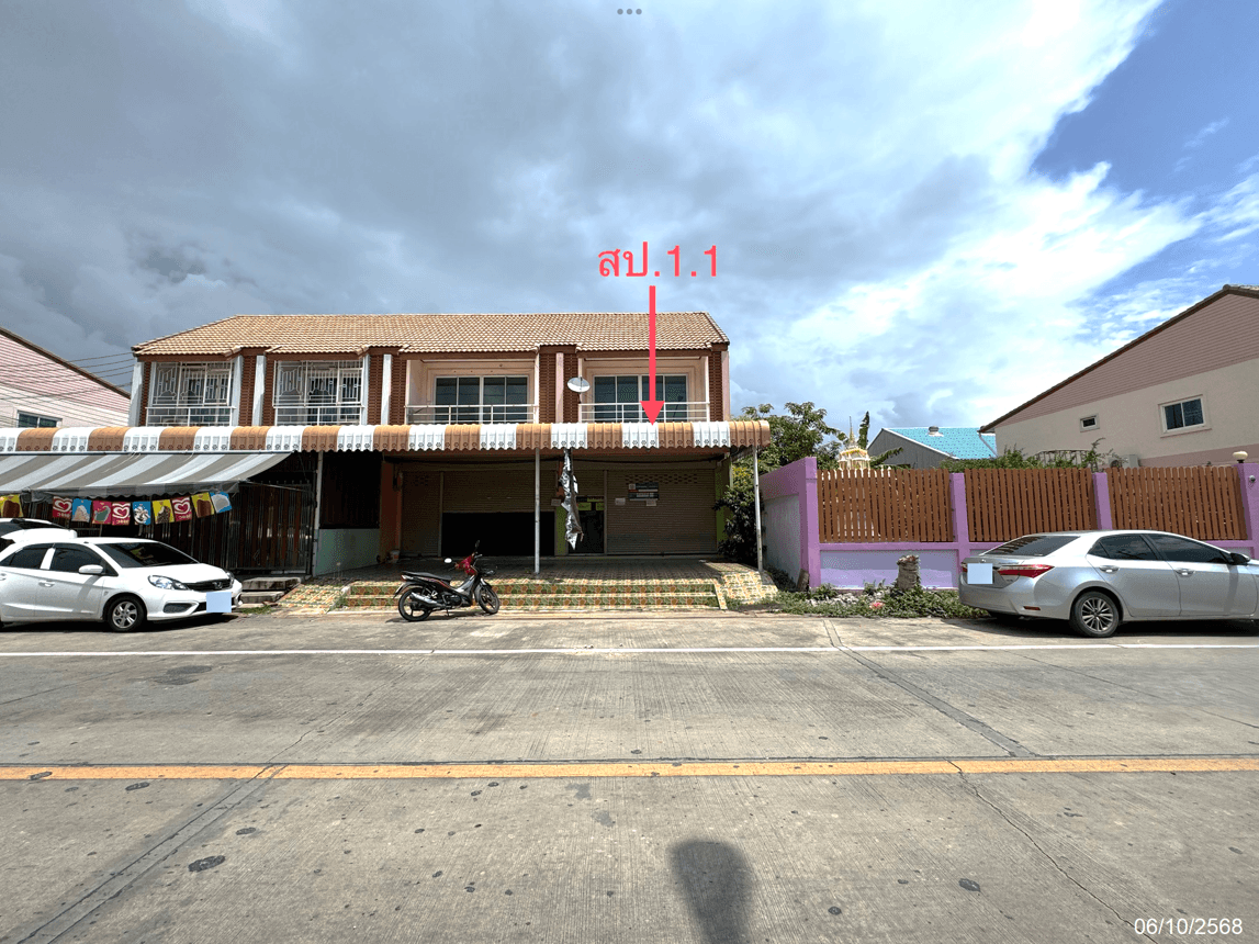อาคารพาณิชย์ บางหญ้าแพรก เมืองสมุทรสาคร พื้นที่ใช้สอย 140 ตร.ม. ทำเลศักยภาพ เหมาะค้าขายและพักอาศัย