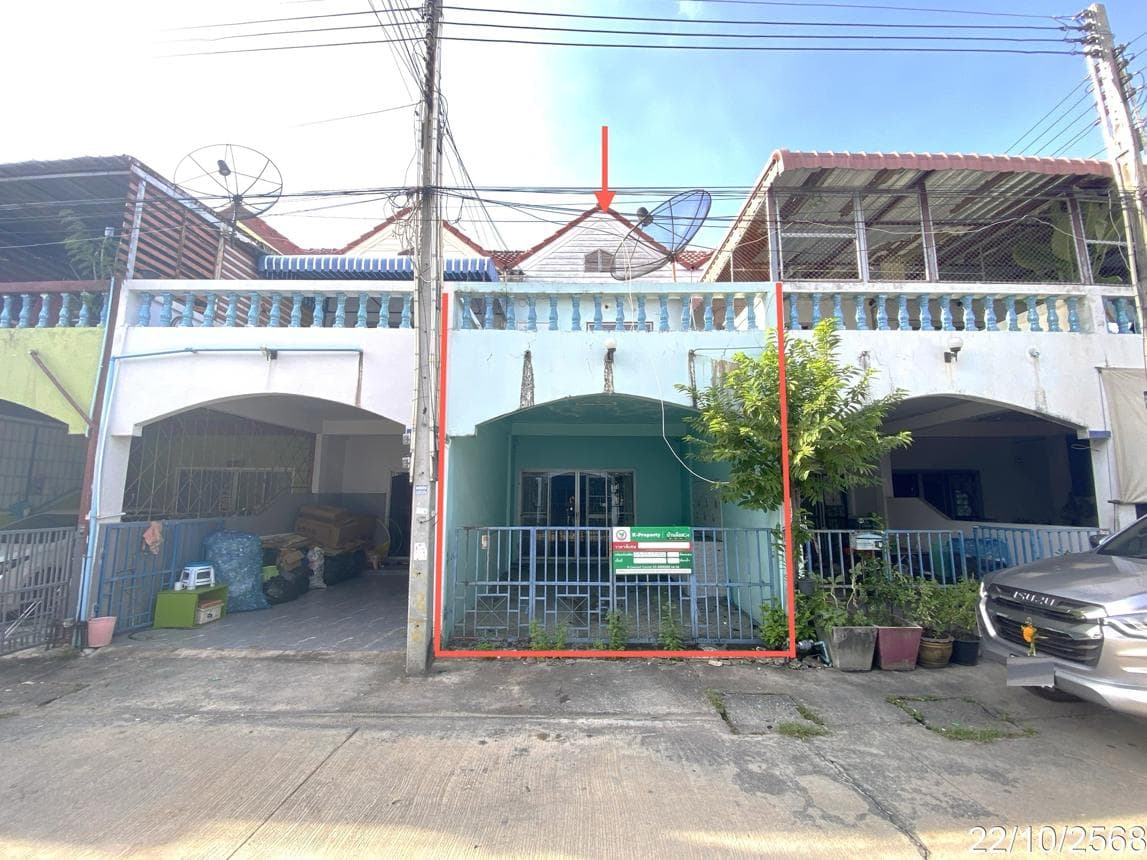 ขายทาวน์เฮ้าส์ 3 ห้องนอน 2 ห้องน้ำ พื้นที่ใช้สอย 146 ตร.ม. ทำเลศักยภาพ ดอนหัวฬ่อ เมืองชลบุรี ใกล้นิคมอมตะนคร