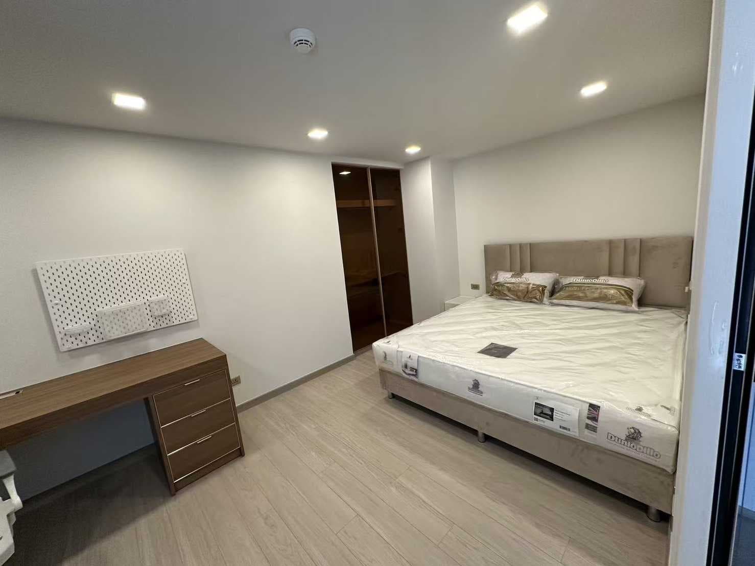 ขาย คอนโด One 9 Five Asoke – Rama 9 | 3 ห้องนอน 100 ตร.ม. | Fully Furnished | Foreign Quota