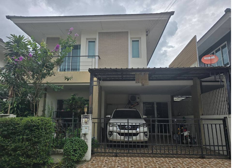 บ้านแฝด ศรีราชา ชลบุรี
