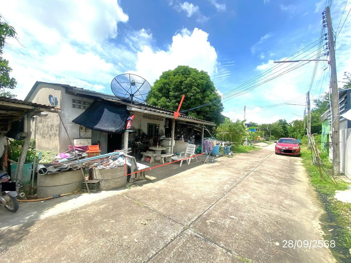 บ้านเดี่ยว บ้านช้าง พนัสนิคม ชลบุรี 1 ห้องนอน 1 ห้องน้ำ พื้นที่ใช้สอย 92 ตร.ม. บนที่ดิน 43 ตร.ว. ทำเลสงบเดินทางสะดวก ราคาพิเศษ 8.05 แสน