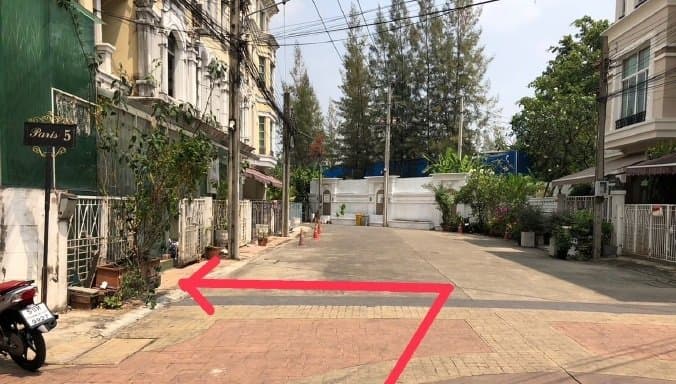 ทาวน์เฮ้าส์ บ้านกลางเมือง เดอะปารีส รัชวิภา จตุจักร
