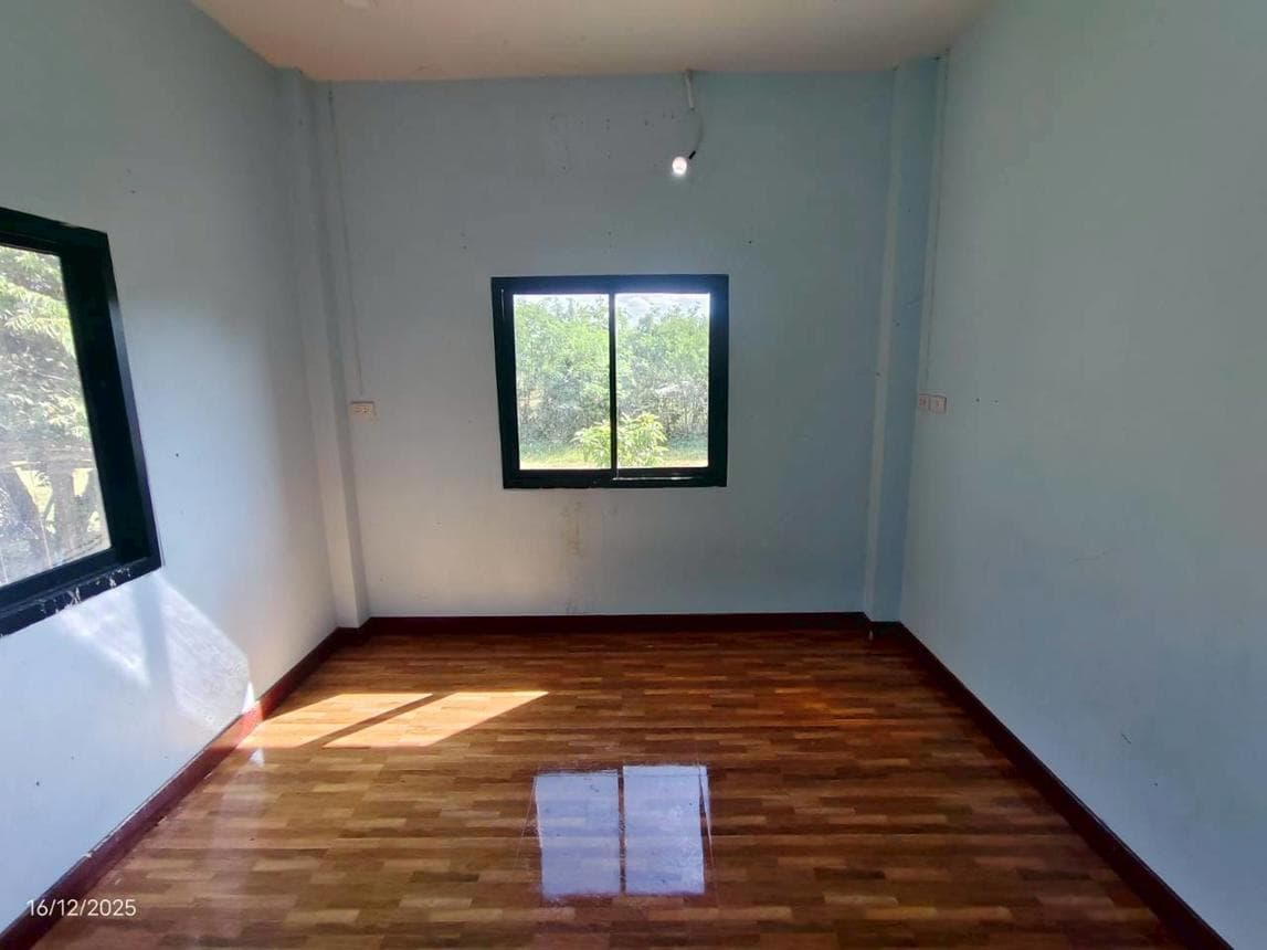 ขายบ้านเดี่ยวพร้อมโกดัง ขอนแก่น (อำเภอพล) 3 ห้องนอน พื้นที่กว้างขวาง 600 ตร.ว.