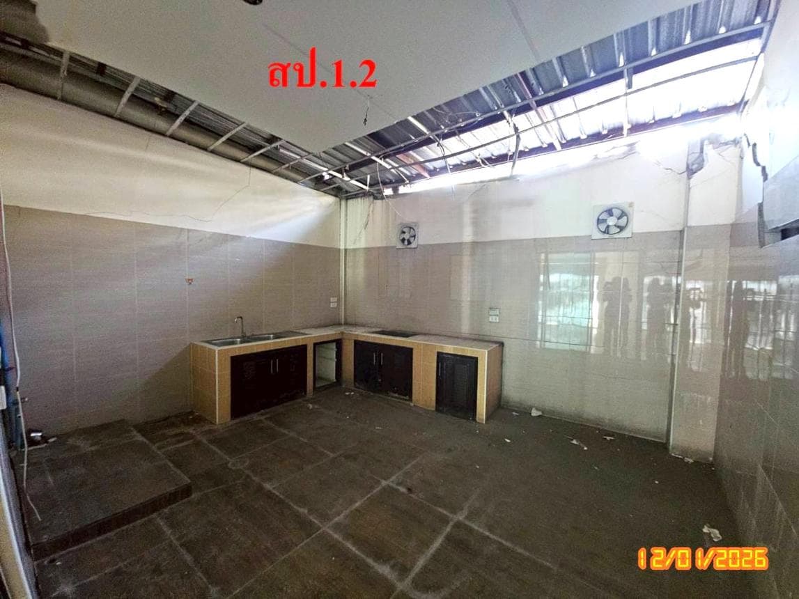 ขายทาวน์โฮม 3 ชั้น ซิกเนเจอร์ เอกชัย-บางบอน พื้นที่ใช้สอยกว้างขวาง 192.5 ตร.ม. ทำเลเด่นติดถนนใหญ่