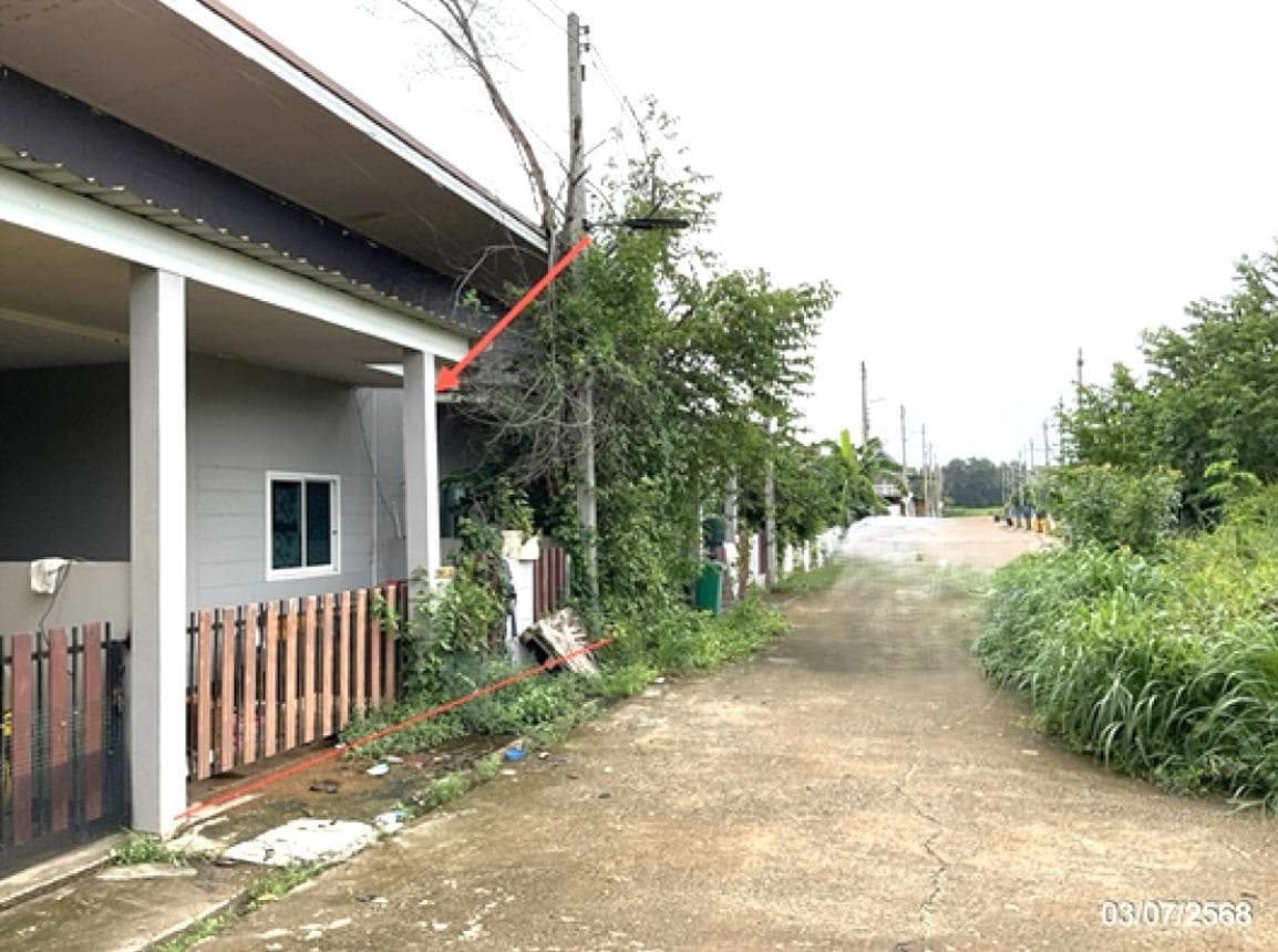 ทาวน์เฮ้าส์ พอเพียง ท่าตูม ศรีมหาโพธิ ปราจีนบุรี 2 ห้องนอน 2 ห้องน้ำ 72 ตร.ม. ทำเลดีใกล้แหล่งงานนิคมอุตสาหกรรม ราคาล้านต้นๆ