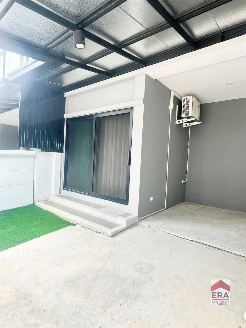 ขายทาวน์โฮม / โฮมออฟฟิศ 3 ชั้น บางนา ไบรตัน บางนา กม.26 ใกล้ทางด่วน