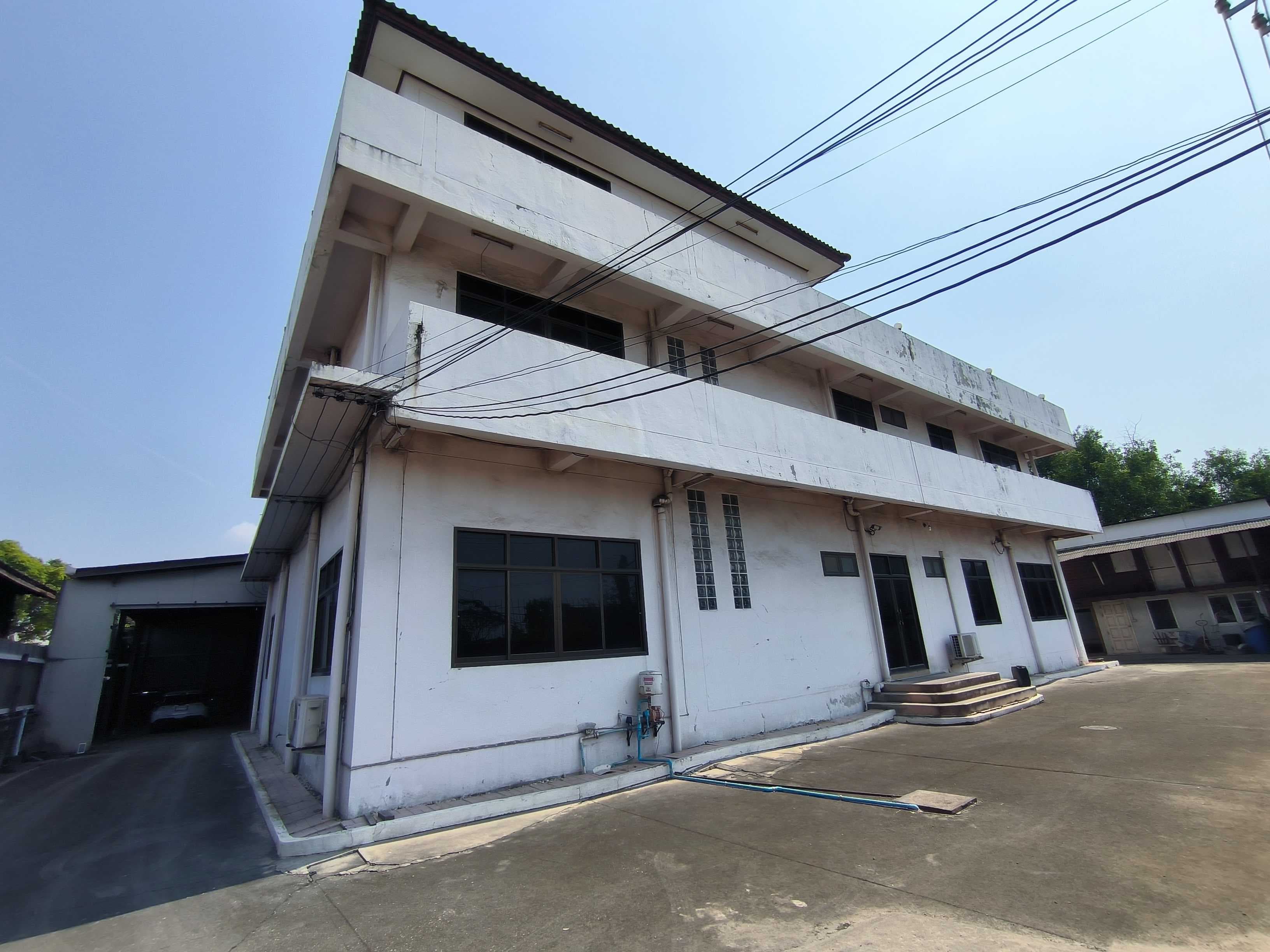 ขาย Commercial Asset | อาคารสำนักงาน + โกดัง + บ้านพักคนงาน ถ.ปู่เจ้าสมิงพราย | พระประแดง | สมุทรปราการ ราคา 19,900,000 บาท