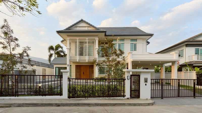 พูลวิลล่าส่วนตัว Private Pool Villa โครงการ Serene Lake ที่ดิน 131.5 ตร.ว.