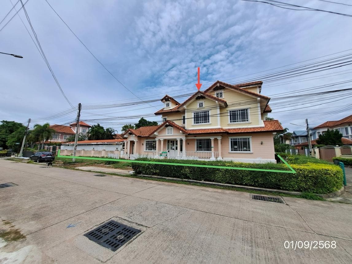 ขายบ้านเดี่ยว พาร์ค อเวนิว หนองปลาไหล บางละมุง 3 ห้องนอน พื้นที่ใช้สอย 485 ตร.ม. ทำเลพรีเมียม ใกล้พัทยา - image 1