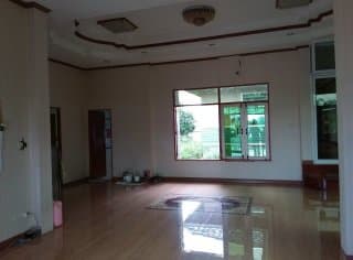 โกดัง บ้านทุ่งตากแดด ทรายทองวัฒนา-กำแพงเพชร