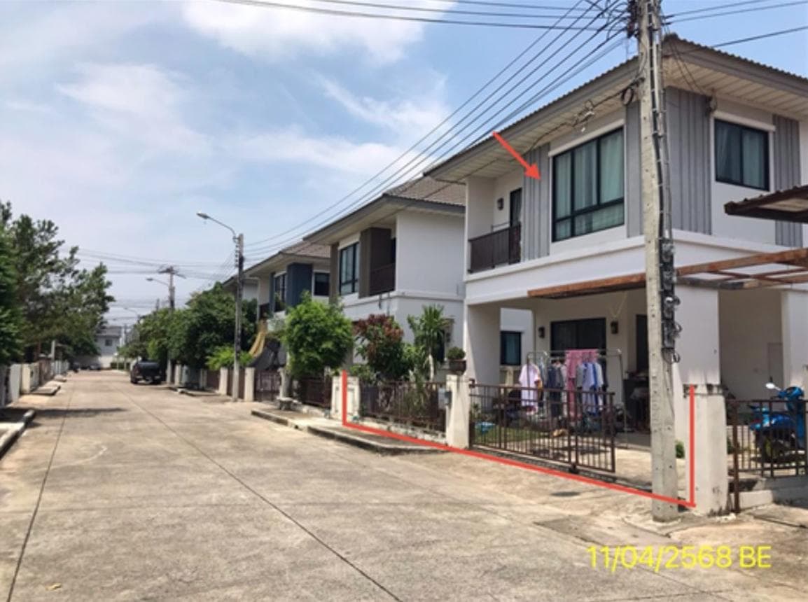 บ้านเดี่ยว โมดิ วิลล่า ปิ่นเกล้า-วงแหวน ศาลากลาง บางกรวย นนทบุรี 3 ห้องนอน 2 ห้องน้ำ พื้นที่ 118.8 ตร.ม. ทำเลดีเดินทางสะดวกเชื่อมต่อปิ่นเกล้า ราคาคุ้มค่า