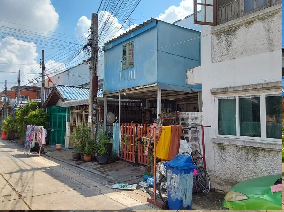 ทาวน์เฮ้าส์ นครทองปาร์ควิว 3 บางบัวทอง-นนทบุรี