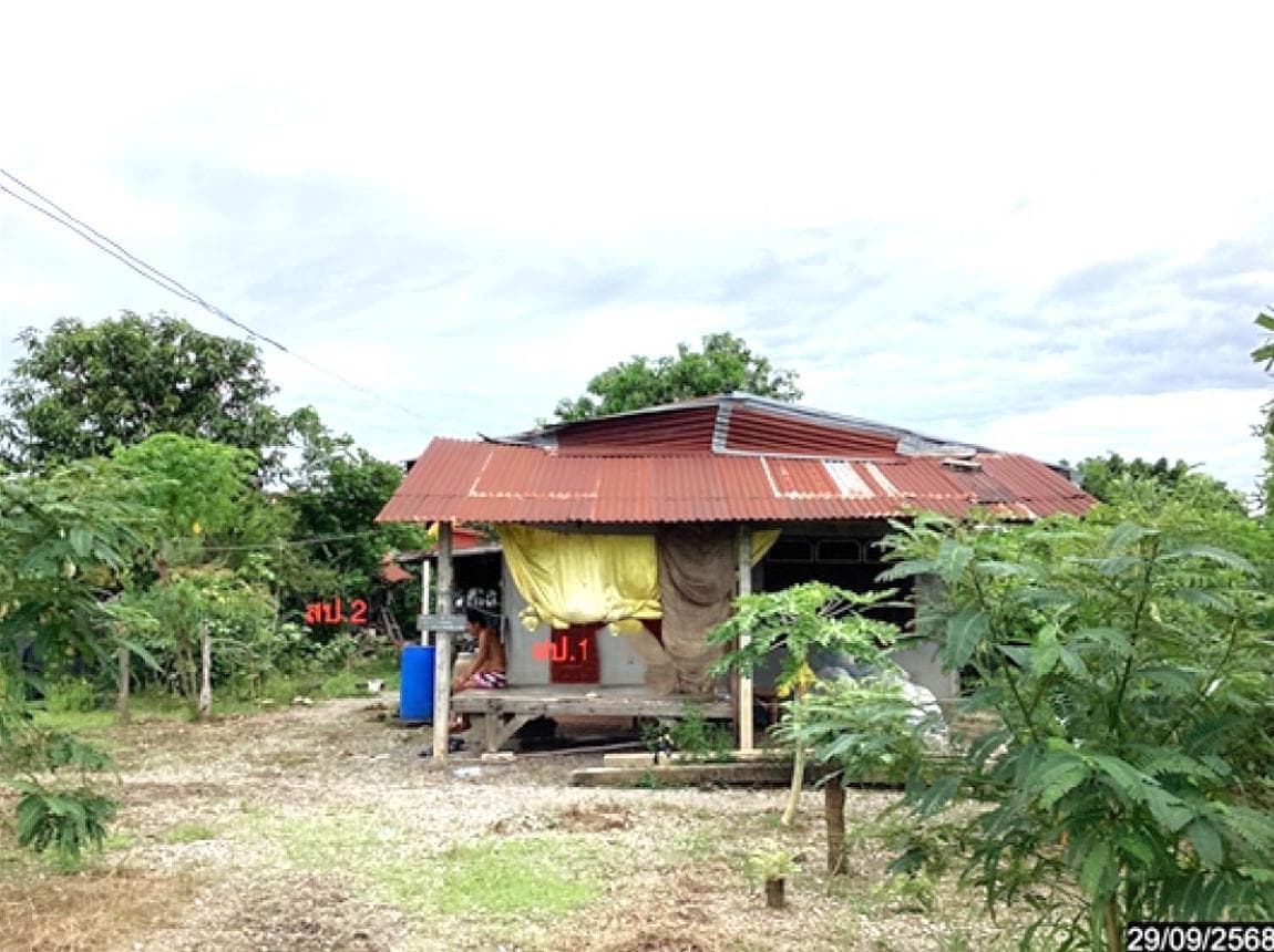 ขายบ้านเดี่ยวชั้นเดียว พื้นที่กว้าง 91.5 ตร.ว. อ.เอราวัณ จ.เลย 1 ห้องนอน 2 ห้องน้ำ พื้นที่ใช้สอย 159 ตร.ม. บรรยากาศร่มรื่น ราคาล้านต้นๆ
