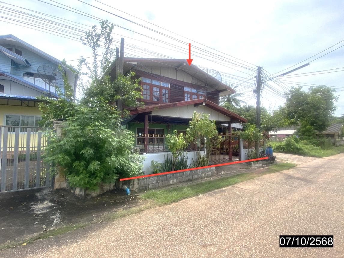 บ้านเดี่ยว ผักตบ หนองหาน อุดรธานี 3 ห้องนอน 1 ห้องน้ำ พื้นที่กว้าง 206.1 ตร.ม. บนที่ดิน 52 ตร.ว. ทำเลสงบ บรรยากาศดี ราคาคุ้มค่าเพียง 1.25 ล้าน