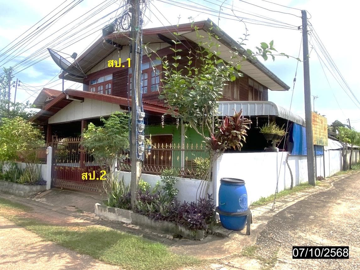 บ้านเดี่ยว ผักตบ หนองหาน อุดรธานี 3 ห้องนอน 1 ห้องน้ำ พื้นที่กว้าง 206.1 ตร.ม. บนที่ดิน 52 ตร.ว. ทำเลสงบ บรรยากาศดี ราคาคุ้มค่าเพียง 1.25 ล้าน