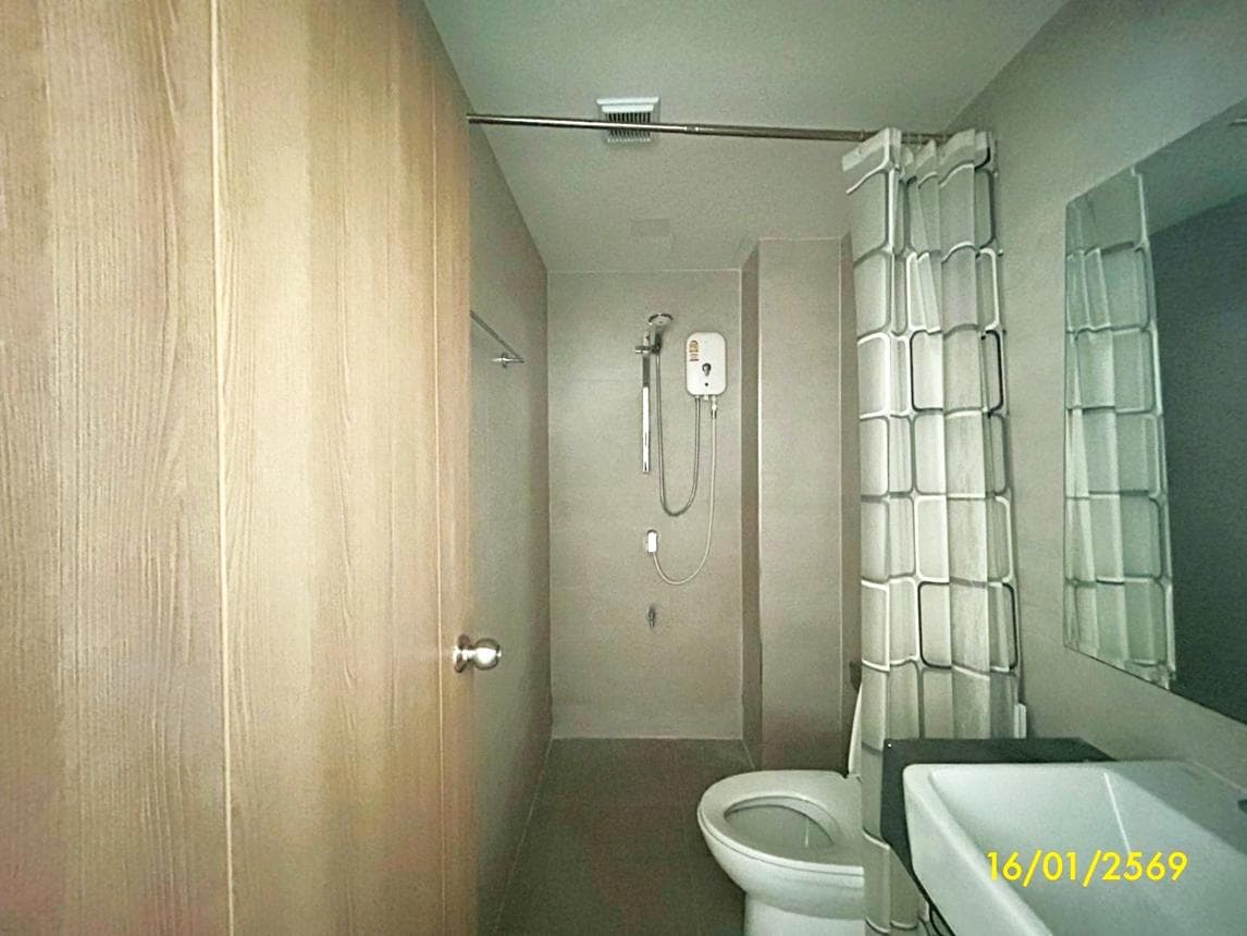 ขายคอนโด ซันซิตี้ คอนโดมิเนียม (Sun City Condominium) บางขุนศรี ภาษีเจริญ สตูดิโอ 25.22 ตร.ม. ทำเลดีใกล้ MRT ไฟฉาย ราคาไม่ถึง 2 ล้าน